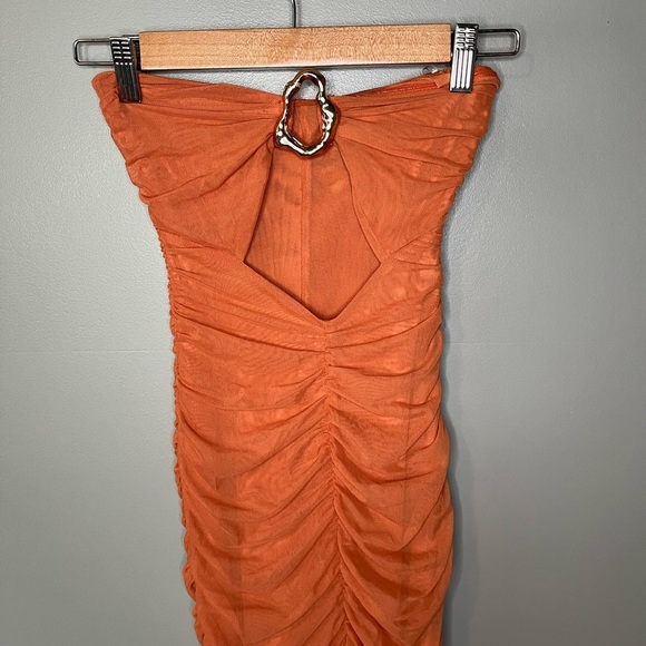 SOLD NWT Oh Polly Ruched Hardware Detail Strapless Midaxi Dress in Burnt Orange - Picture 6 of 12